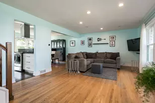 522 E Park Manor Ct, Elmhurst, IL 60126 - Photo 3