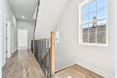 942 N Harding Avenue, Chicago, IL 60651 - Photo 25