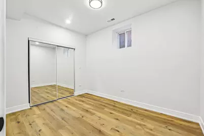 942 N Harding Avenue, Chicago, IL 60651 - Photo 23