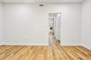 942 N Harding Ave, Chicago, IL 60651 - Photo 43