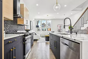 942 N Harding Ave, Chicago, IL 60651 - Photo 17