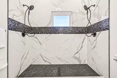 942 N Harding Avenue, Chicago, IL 60651 - Photo 31