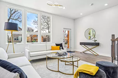 942 N Harding Avenue, Chicago, IL 60651 - Photo 9