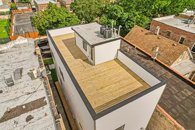 942 N Harding Avenue, Chicago, IL 60651 - Photo 3