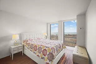 1660 N Lasalle Dr, Chicago, IL 60614 - Photo 17