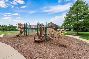 748 Cashmere Ln, Elgin, IL 60124 - Photo 53