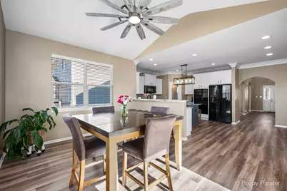 748 Cashmere Lane, Elgin, IL 60124 - Photo 19