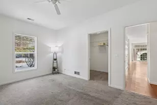 8226 Cinnamon Ln, Fox Lake, IL 60020 - Photo 11