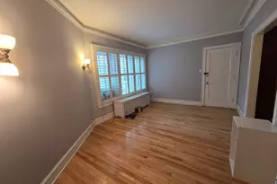 548 W Brompton Ave, Chicago, IL 60657 - Photo 3