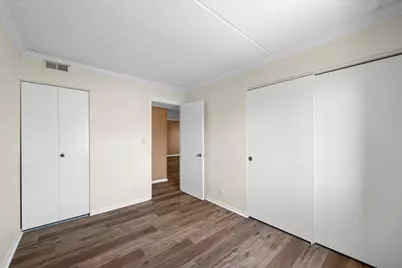 650 Whitney Court #211, Gurnee, IL 60031 - Photo 13