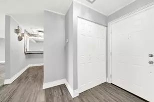 2300 Beau Monde Terrace, Lisle, IL 60532 - Photo 7