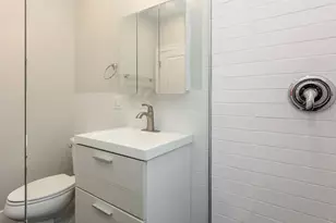 1210 E Hyde Park Blvd, Chicago, IL 60615 - Photo 3