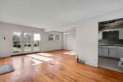 6735 N Lawndale Avenue, Lincolnwood, IL 60712 - Photo 3