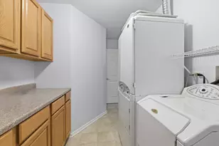 3031 Saganashkee Ln, Naperville, IL 60564 - Photo 23