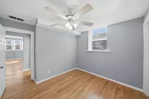3100 W Argyle St, Chicago, IL 60625 - Photo 9