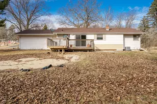 8699 Glacier Dr, Byron, IL 61010 - Photo 7