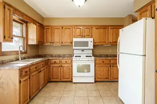 8699 Glacier Dr, Byron, IL 61010 - Photo 21