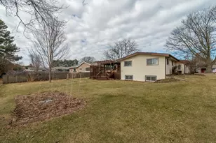 503 W Center St, Mount Morris, IL 61054 - Photo 3