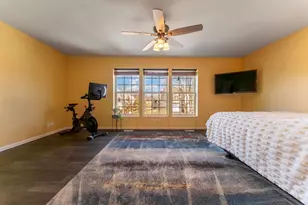 794 Pointe Dr, Crystal Lake, IL 60014 - Photo 11