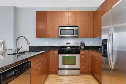 451 W Huron Street #502, Chicago, IL 60654 - Photo 7