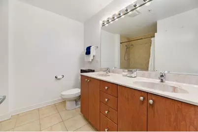 451 W Huron Street #502, Chicago, IL 60654 - Photo 11