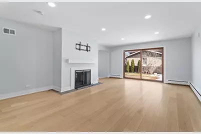 1141 N Delphia Avenue, Park Ridge, IL 60068 - Photo 7