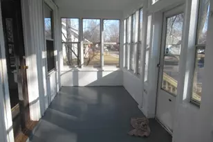 407 N Russell St, Champaign, IL 61821 - Photo 3