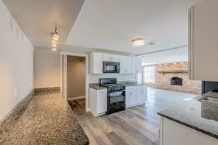 18029 Thomas Ln, Country Club Hills, IL 60478 - Photo 11