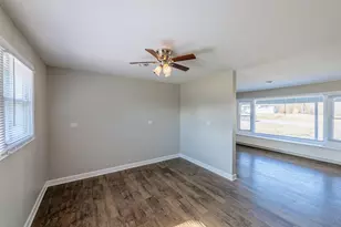 18029 Thomas Ln, Country Club Hills, IL 60478 - Photo 7