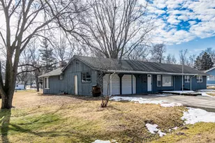 18029 Thomas Ln, Country Club Hills, IL 60478 - Photo 3