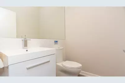 1947 W Diversey Parkway #101, Chicago, IL 60614 - Photo 23