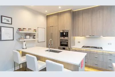 1947 W Diversey Parkway #101, Chicago, IL 60614 - Photo 7