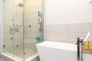 1947 W Diversey Pkwy, Chicago, IL 60614 - Photo 11