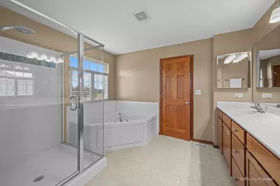 601 Meade Boulevard, North Aurora, IL 60542 - Photo 25