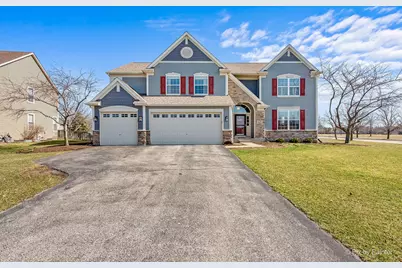 601 Meade Boulevard, North Aurora, IL 60542 - Photo 1
