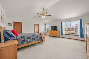 601 Meade Blvd, North Aurora, IL 60542 - Photo 23