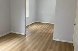 11809 S Lafayette Ave, Chicago, IL 60628 - Photo 3