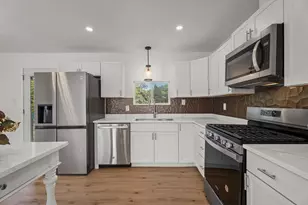 220 N Ashbury Ave, Bolingbrook, IL 60440 - Photo 5