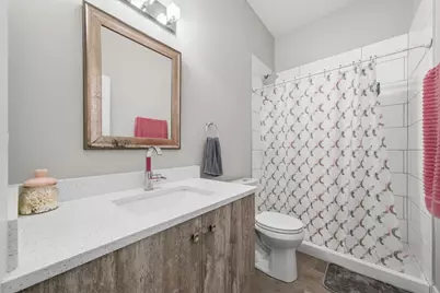 2045 N La Crosse Avenue, Chicago, IL 60639 - Photo 21