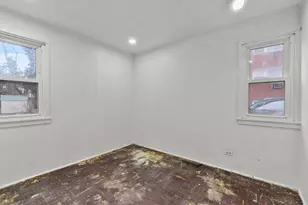 7911 45th St, Lyons, IL 60534 - Photo 9