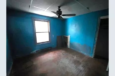 12218 Longwood Drive, Blue Island, IL 60406 - Photo 7