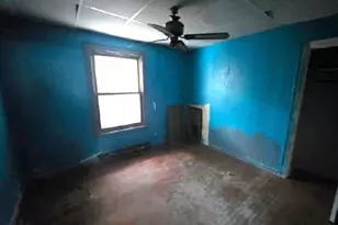 12218 Longwood Dr, Blue Island, IL 60406 - Photo 7