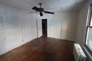 12218 Longwood Dr, Blue Island, IL 60406 - Photo 9