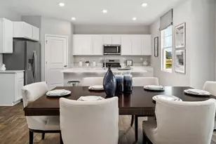 1810 Legacy Pointe Blvd, Plainfield, IL 60586 - Photo 9