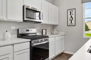 1810 Legacy Pointe Blvd, Plainfield, IL 60586 - Photo 7