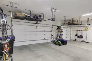 2812 Vrooman Ct, Bloomington, IL 61704 - Photo 43