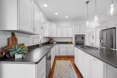 2812 Vrooman Court, Bloomington, IL 61704 - Photo 9