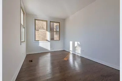2041 W Jarvis Avenue #1W, Chicago, IL 60645 - Photo 11