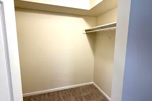 1133 Royal St George Dr, Naperville, IL 60563 - Photo 13