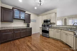 1260 W Lake Dr, Cary, IL 60013 - Photo 7